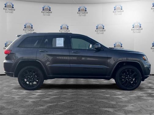 2021 Jeep Grand Cherokee Laredo