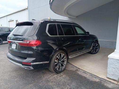 2022 BMW X7 xDrive40i