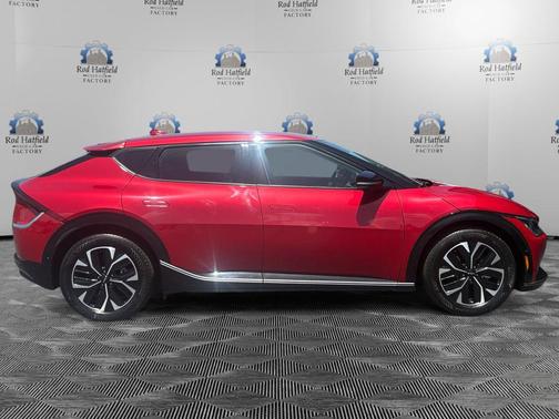 Runway Red 2022 Kia EV6 Wind