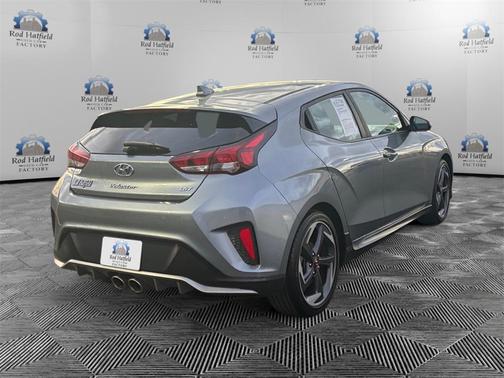 2019 Hyundai Veloster Base