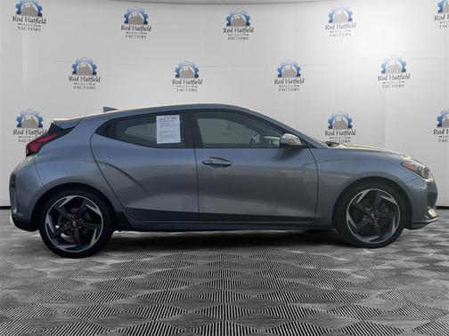 2019 Hyundai Veloster Base