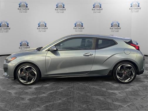 2019 Hyundai Veloster Base