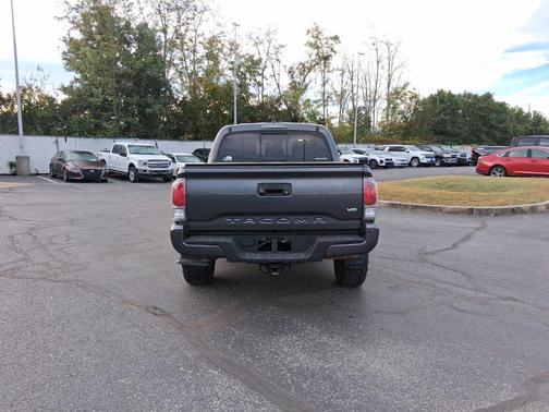 Magnetic Gray Metallic 2022 Toyota Tacoma TRD Sport