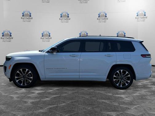 Bright White Clearcoat 2024 Jeep Grand Cherokee L Overland