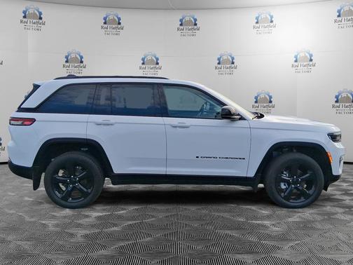 Bright White Clearcoat 2023 Jeep Grand Cherokee Limited
