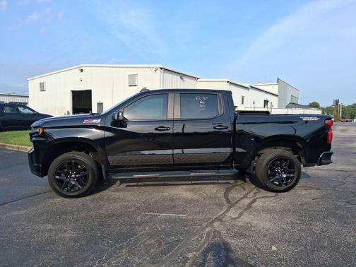 Black 2021 Chevrolet Silverado 1500 LT Trail Boss