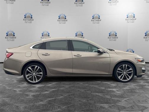 2022 Chevrolet Malibu FWD LT