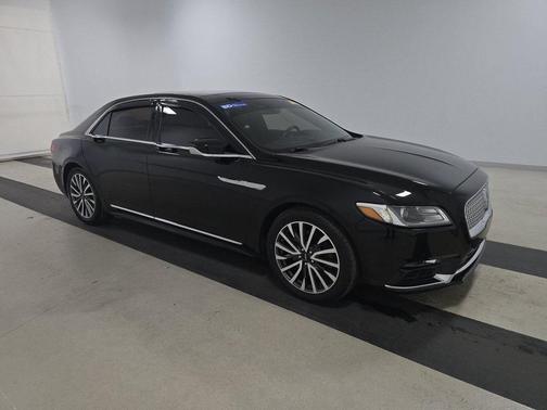 2018 Lincoln Continental Select