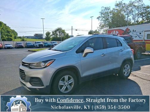 Silver Ice Metallic 2020 Chevrolet Trax LT