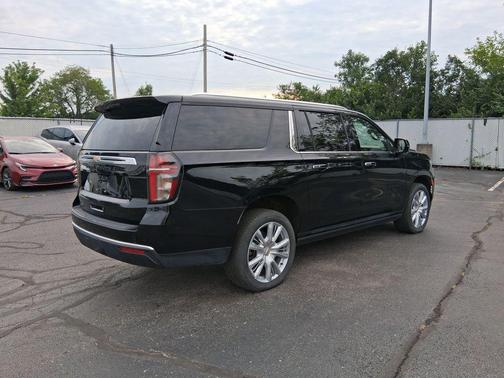 Black 2024 Chevrolet Suburban High Country