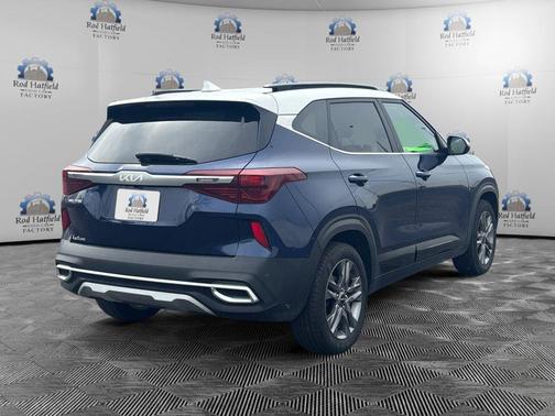Blue 2022 Kia Seltos S