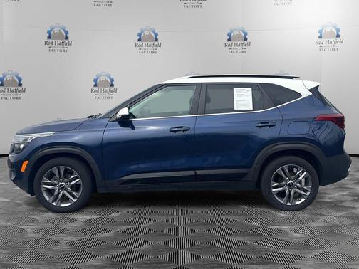 Blue 2022 Kia Seltos S