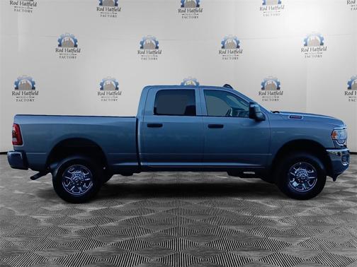 2024 RAM 2500 Tradesman Crew Cab 4x4 6'4' Box