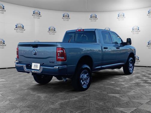 2024 RAM 2500 Tradesman Crew Cab 4x4 6'4' Box