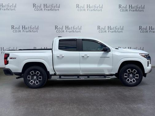 Summit White 2023 Chevrolet Colorado Z71
