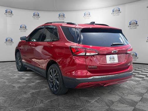 Cherry Red Tintcoat 2022 Chevrolet Equinox AWD RS