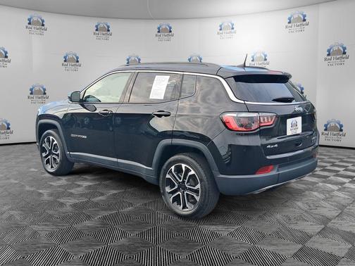 Diamond Black Crystal Pearlcoat 2023 Jeep Compass Limited