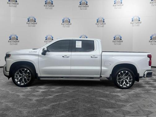Pearl 2020 Chevrolet Silverado 1500 High Country