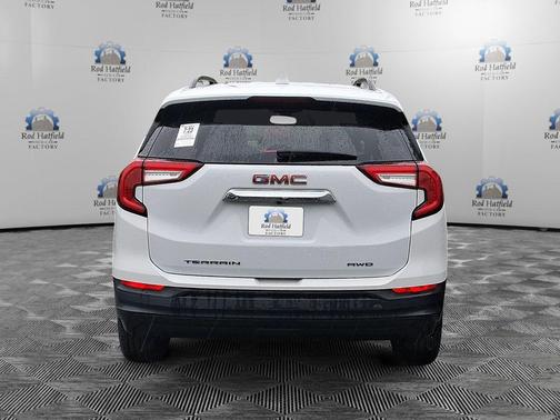 Summit White 2022 GMC Terrain SLE