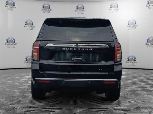 2022 Chevrolet Suburban LT