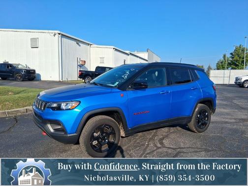 Hydro Blue Pearlcoat 2024 Jeep Compass Trailhawk