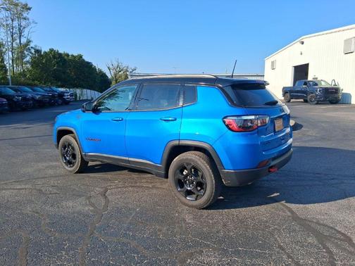 Hydro Blue Pearlcoat 2024 Jeep Compass Trailhawk