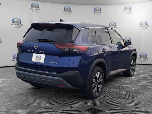 Caspian Blue Metallic 2022 Nissan Rogue SV
