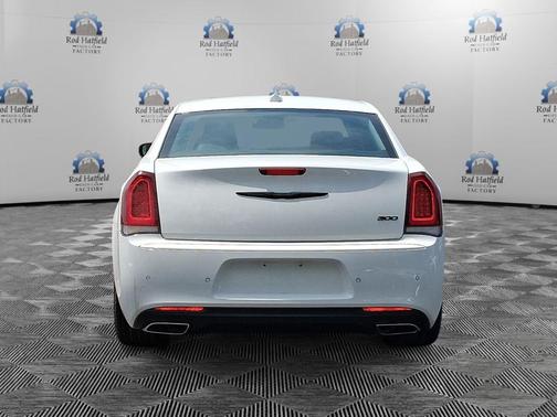 Bright White 2023 Chrysler 300 Touring