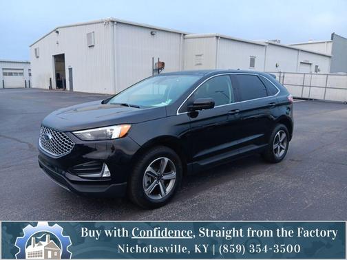 Agate Black Metallic 2024 Ford Edge SEL