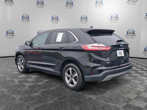 Agate Black Metallic 2024 Ford Edge SEL