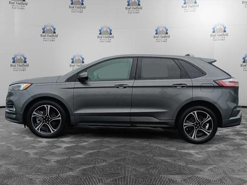 2022 Ford Edge ST