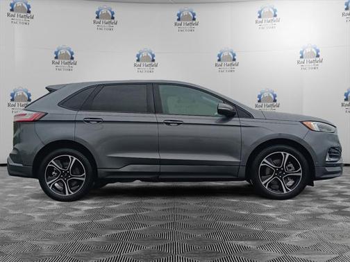 2022 Ford Edge ST