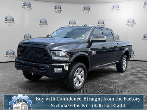 Brilliant Black Crystal Pearlcoat 2018 RAM 3500 Laramie Crew Cab 4x4 6'4' Box