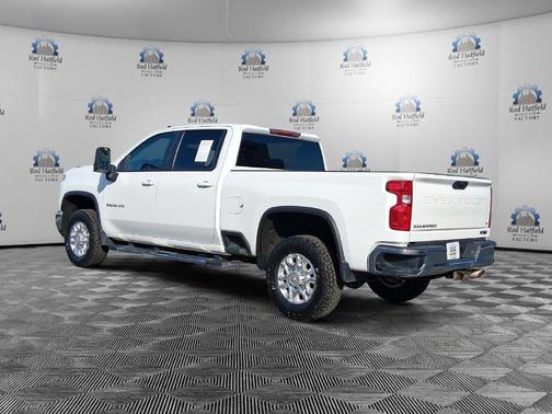 Summit White 2025 Chevrolet Silverado 2500 LT