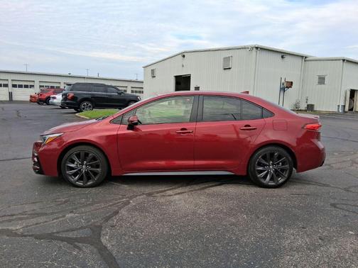 Pearl 2024 Toyota Corolla Hybrid SE