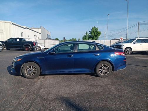 Horizon Blue 2019 Kia Optima LX