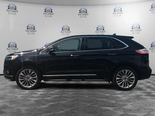 Agate Black 2020 Ford Edge Titanium