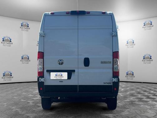 Bright White Clearcoat 2025 RAM ProMaster 2500 Tradesman