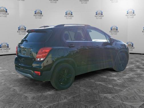 Black Metallic 2020 Chevrolet Trax LT