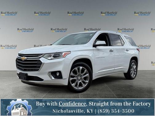 Iridescent Pearl Tricoat 2020 Chevrolet Traverse Premier