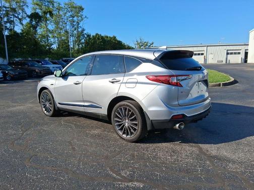 Lunar Silver Metallic 2024 Acura RDX A-Spec Advance Package