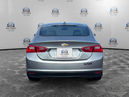 Sterling Gray Metallic 2024 Chevrolet Malibu FWD 1LT
