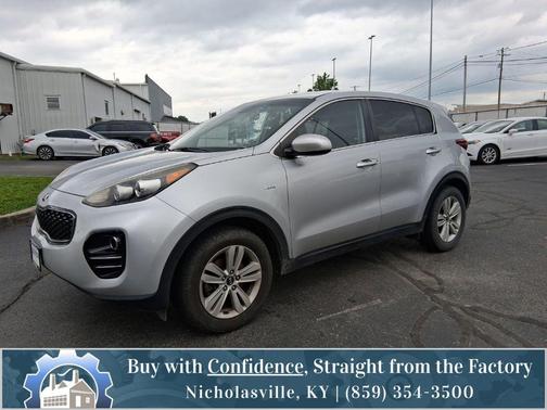 Sparkling Silver 2017 Kia Sportage LX