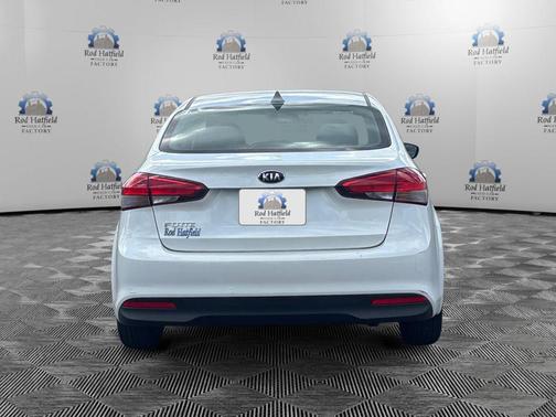 Snow White Pearl 2018 Kia Forte LX
