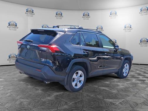Midnight Black Metallic 2020 Toyota RAV4 XLE
