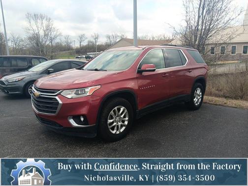 Cajun Red Tintcoat 2019 Chevrolet Traverse LT Cloth