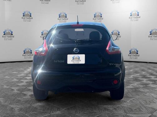 Black 2016 Nissan Juke SV