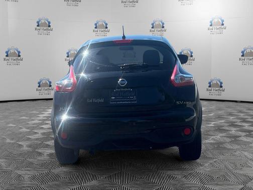 Black 2016 Nissan Juke SV