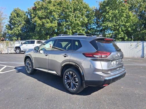 Gun Metallic 2026 Nissan Rogue Platinum