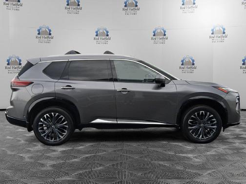 Gun Metallic 2026 Nissan Rogue Platinum